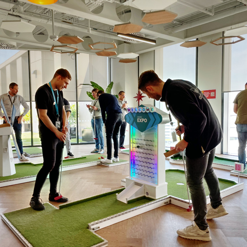 Mobile Crazy Golf Corporate Entertainment for Flutter